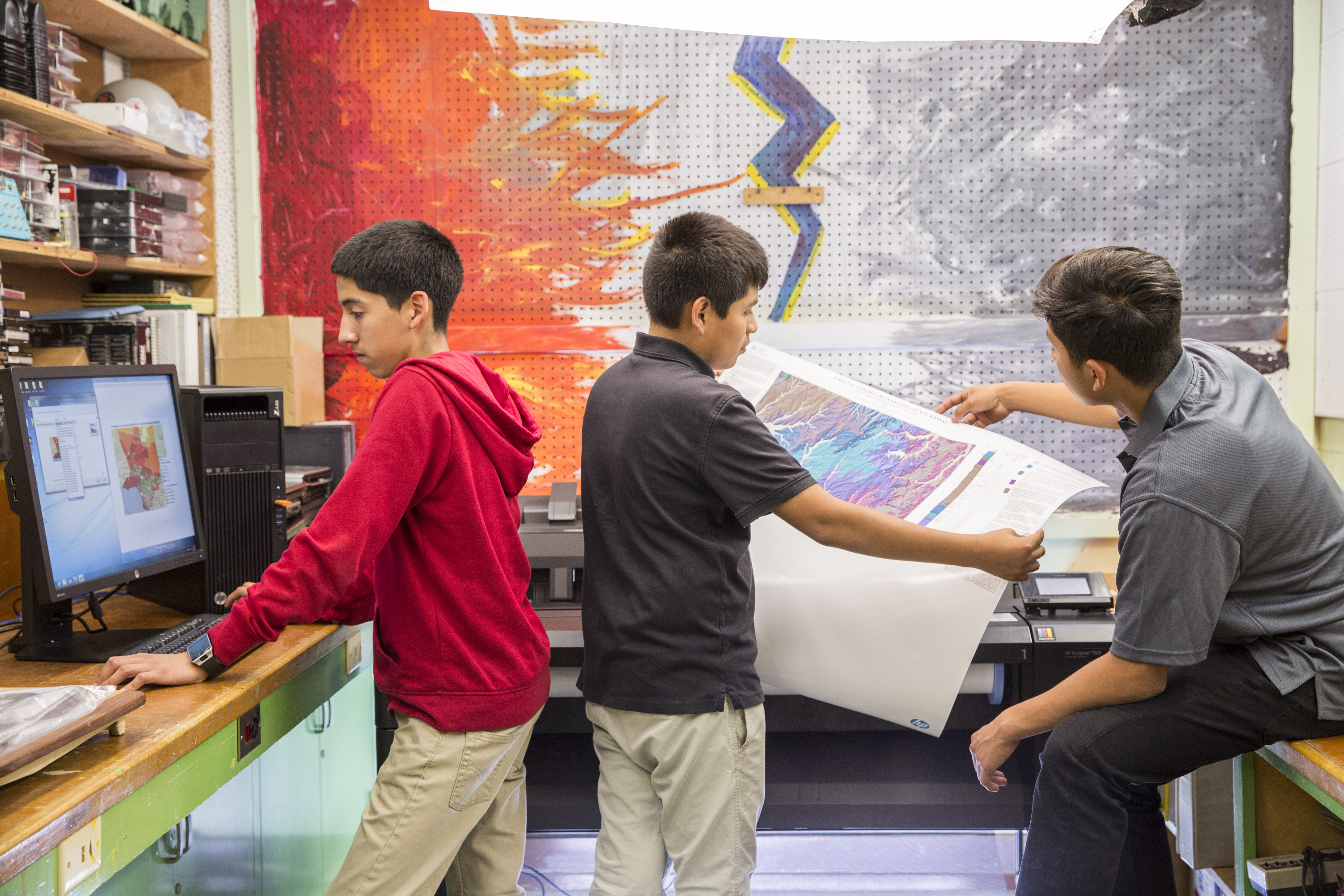 Large format printer in education